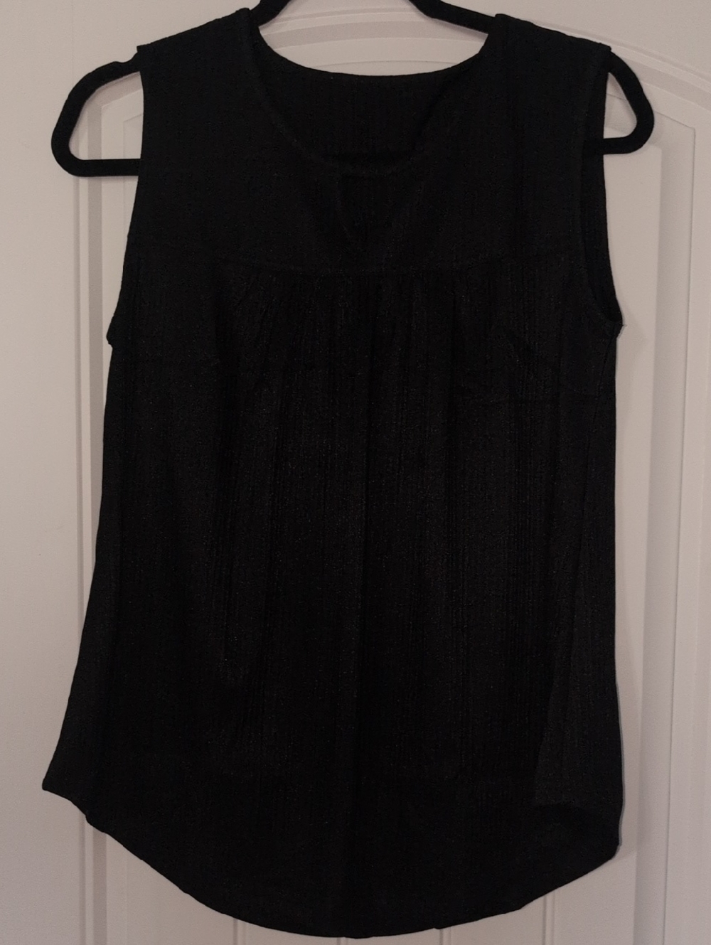 Unk Black Sleeveless Tank Top with Subtle Gather Detail